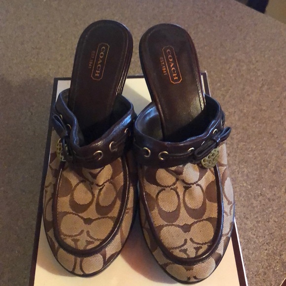 Authentic Coach Shoes - Picture 5 of 5